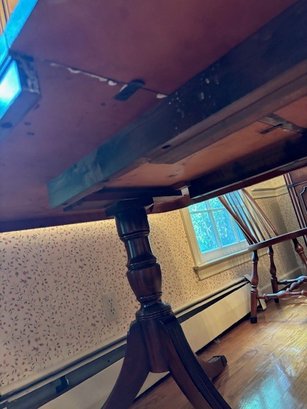 Double Pedestal Table With One Leaf (included In Measurement) - Photo 6