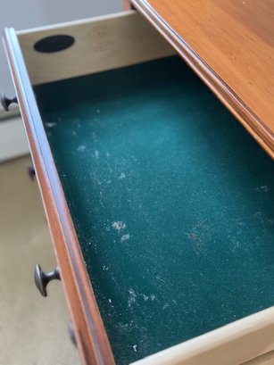 Nightstand - Photo 4