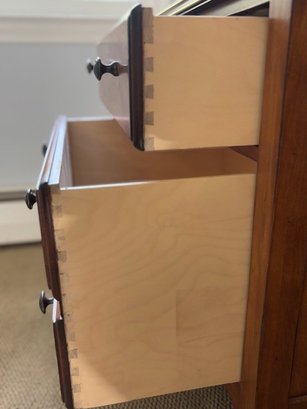 Nightstand - Photo 5