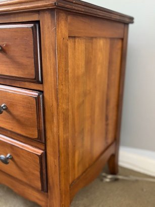 Nightstand - Photo 7