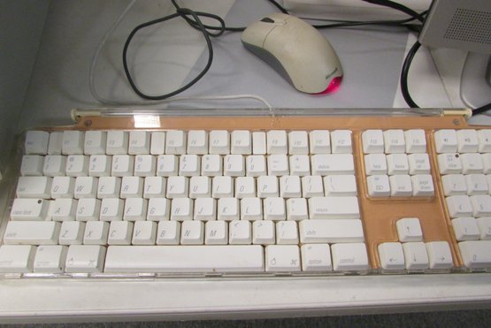 Power Mac G4 UNTESTED NO MONITOR - Photo 10