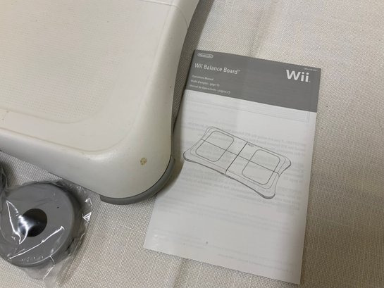 Retro Wii Balance Board With 13 Games Including Wii Fit Plus Just Dance Mariokart - Photo 6