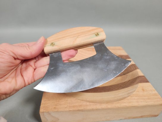 Striped Wooden Cutting Board With Alaska Chopper - Photo 6