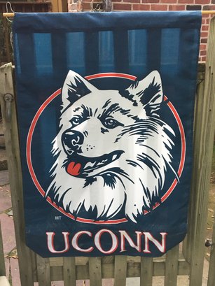 Vintage UCONN University Of Connecticut "jonathan" Husky Mascot Flag